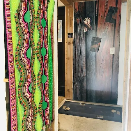 Le 13, Charmant De 2 Pieces A 아파트 *