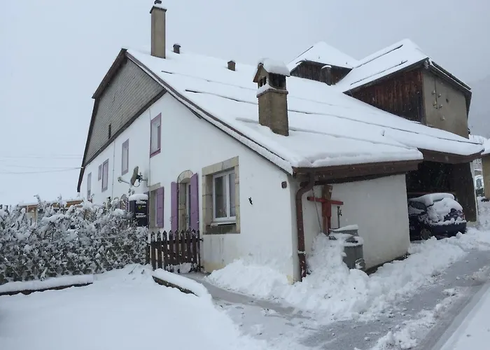 Le 13, Charmant De 2 Pieces A Appartement Lignerolle