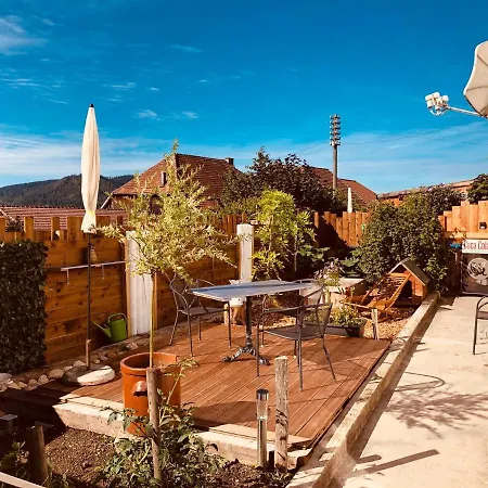 Le 13, Charmant De 2 Pièces à Lignerolle